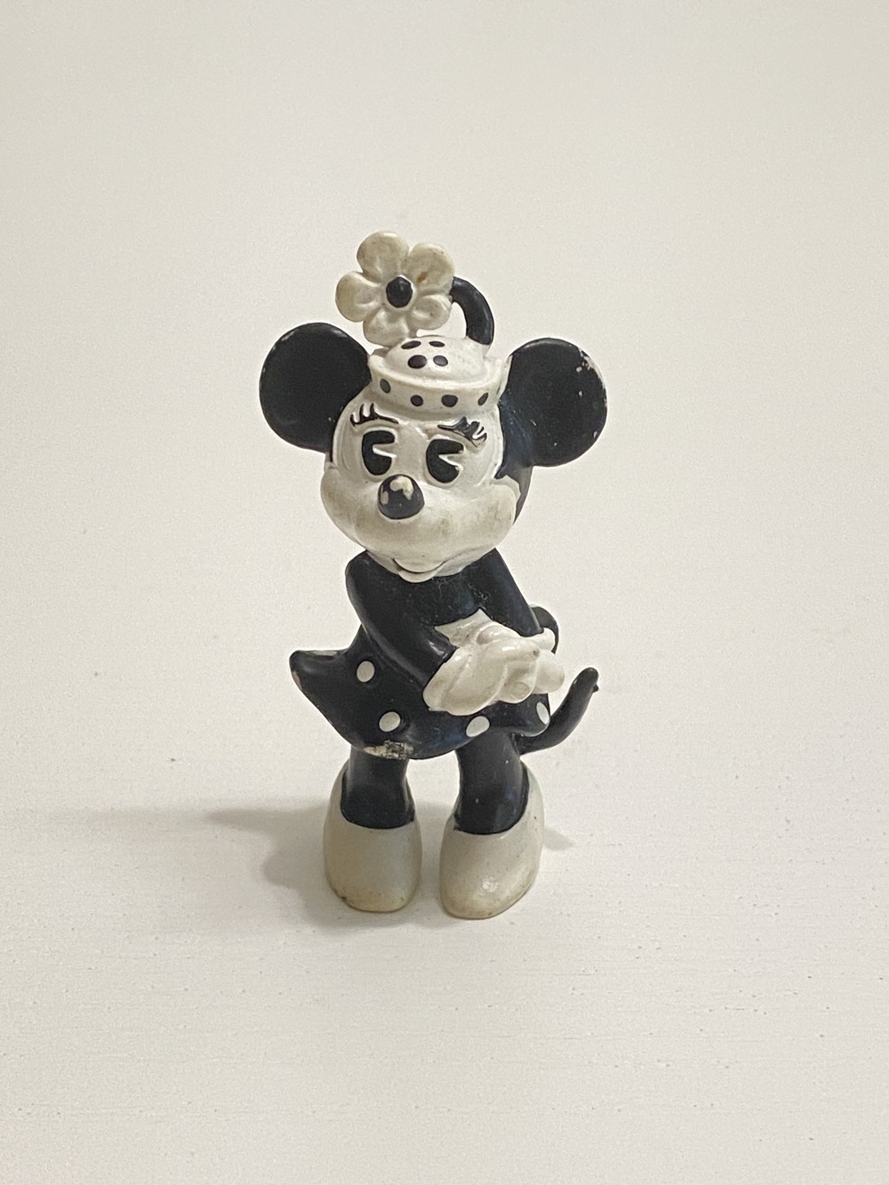 Vintage 1984 Disney Minnie Mouse PVC Figurine - Black & White Bully W. Germany